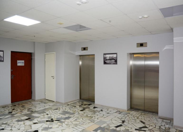 Нагатинский: Вид главного лифтового холла
